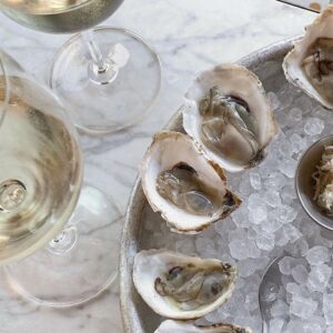 fresh clams served by chef